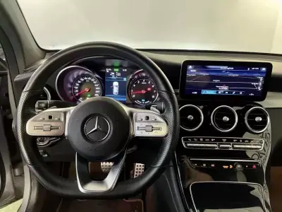 Mercedes-Benz GLC 300 2020 - 43750 EUR, 97000 km - AUTO.MOTO.pt - 97000km - foto 19 de 32
