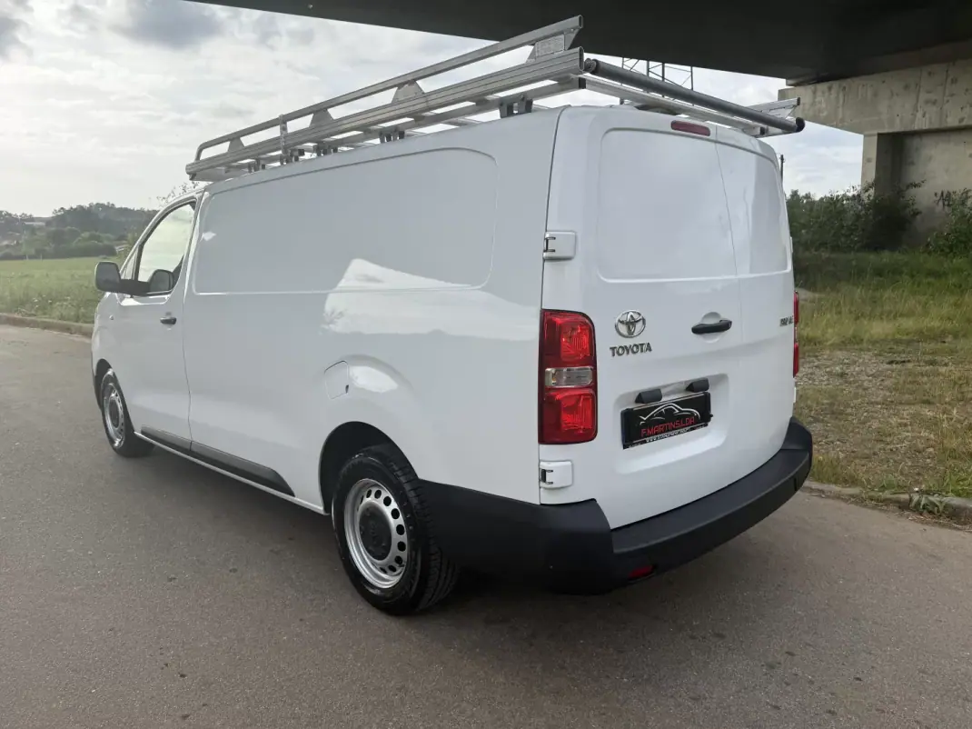 Toyota 2019 - 16190 EUR, 109000 km - AUTO.MOTO.pt - 109000km - foto 8 de 31