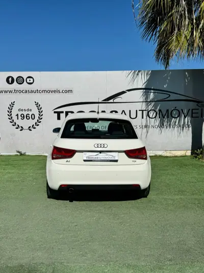 Audi A1 Sportback 2012 - 14990 EUR, 131815 km - AUTO.MOTO.pt - 131815km - foto 4 de 27