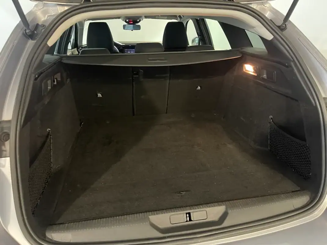 Peugeot 308 SW 2022 - 18450 EUR, 144000 km - AUTO.MOTO.pt - 144000km - foto 27 de 29