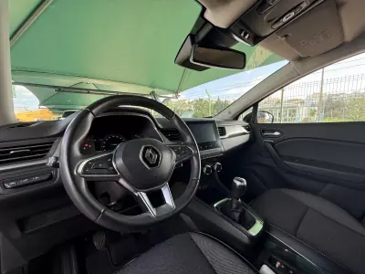 Renault Captur 2021 - 17900 EUR, 56795 km - AUTO.MOTO.pt - 56795km - foto 8 de 18