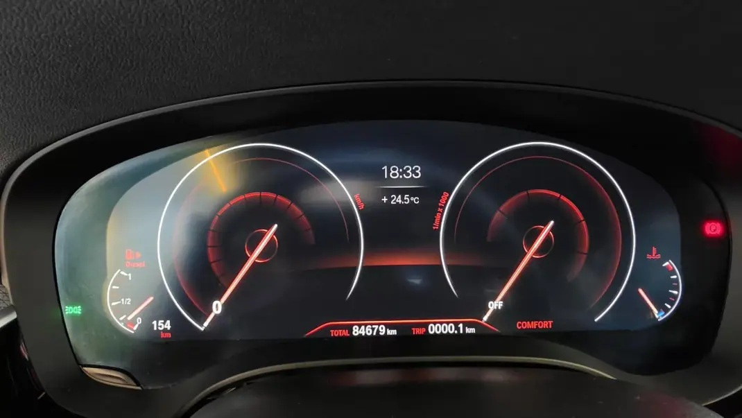 BMW 525 2019 - 31500 EUR, 84679 km - AUTO.MOTO.pt - 84679km - foto 46 de 67