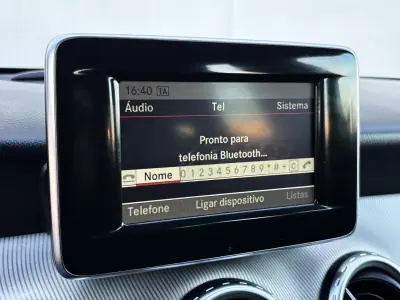 Mercedes-Benz GLA 200 2015 - 20750 EUR, 124000 km - AUTO.MOTO.pt - 124000km - foto 26 de 34