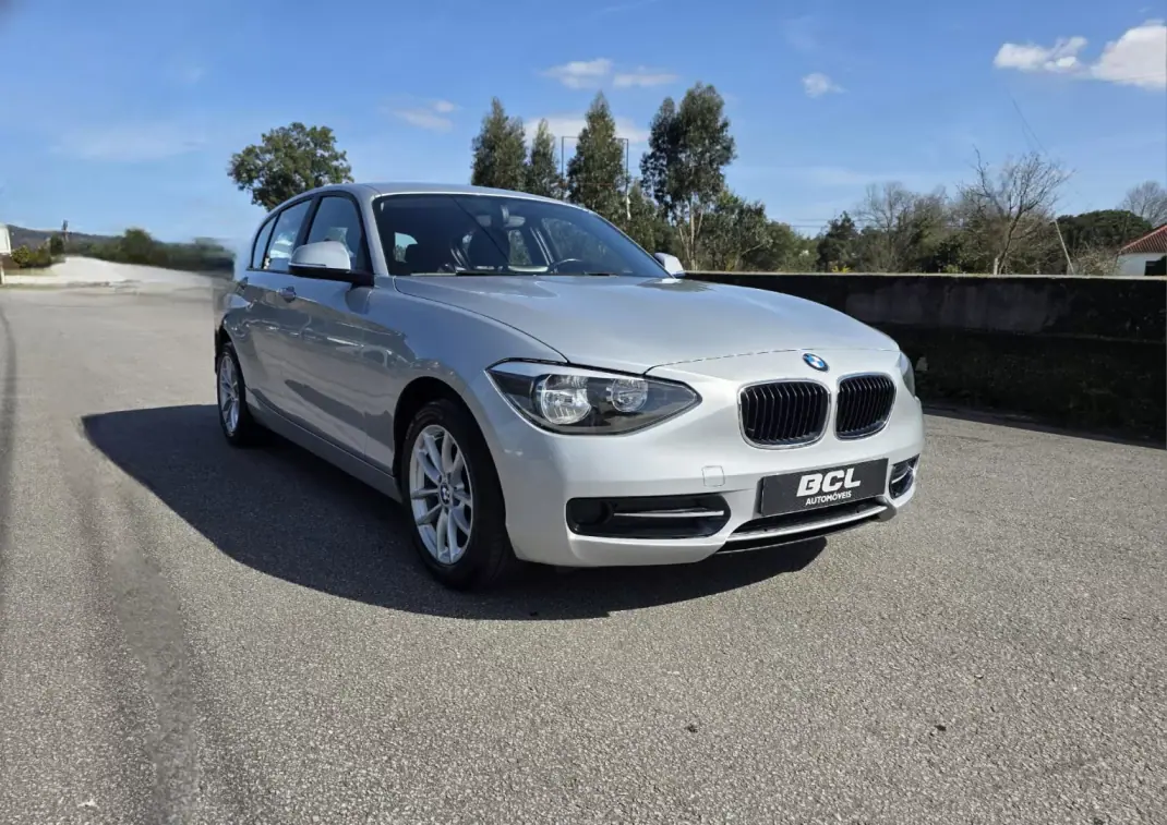 BMW 116 2014 - 10990 EUR, 204000 km - AUTO.MOTO.pt - 204000km - foto 1 de 29