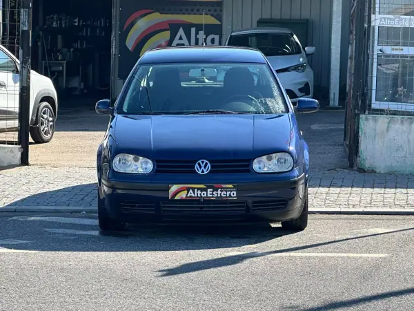 Volkswagen Golf 2000 - 4900 EUR, 199054 km - AUTO.MOTO.pt - 199054km - foto 10 de 27