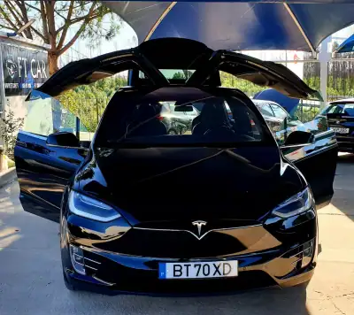 Tesla Model X 2019 - 59990 EUR, 179000 km - AUTO.MOTO.pt - 179000km - foto 3 de 61
