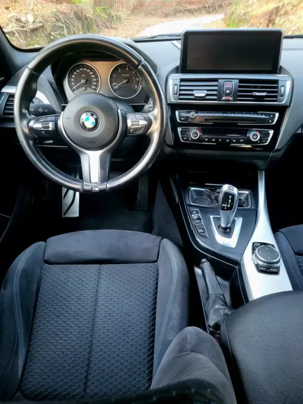 BMW 120 2015 - 20990 EUR, 157100 km - AUTO.MOTO.pt - 157100km - foto 24 de 31