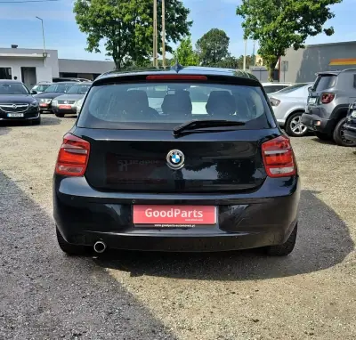 BMW 116 2014 - 10900 EUR, 241627 km - AUTO.MOTO.pt - 241627km - foto 7 de 32