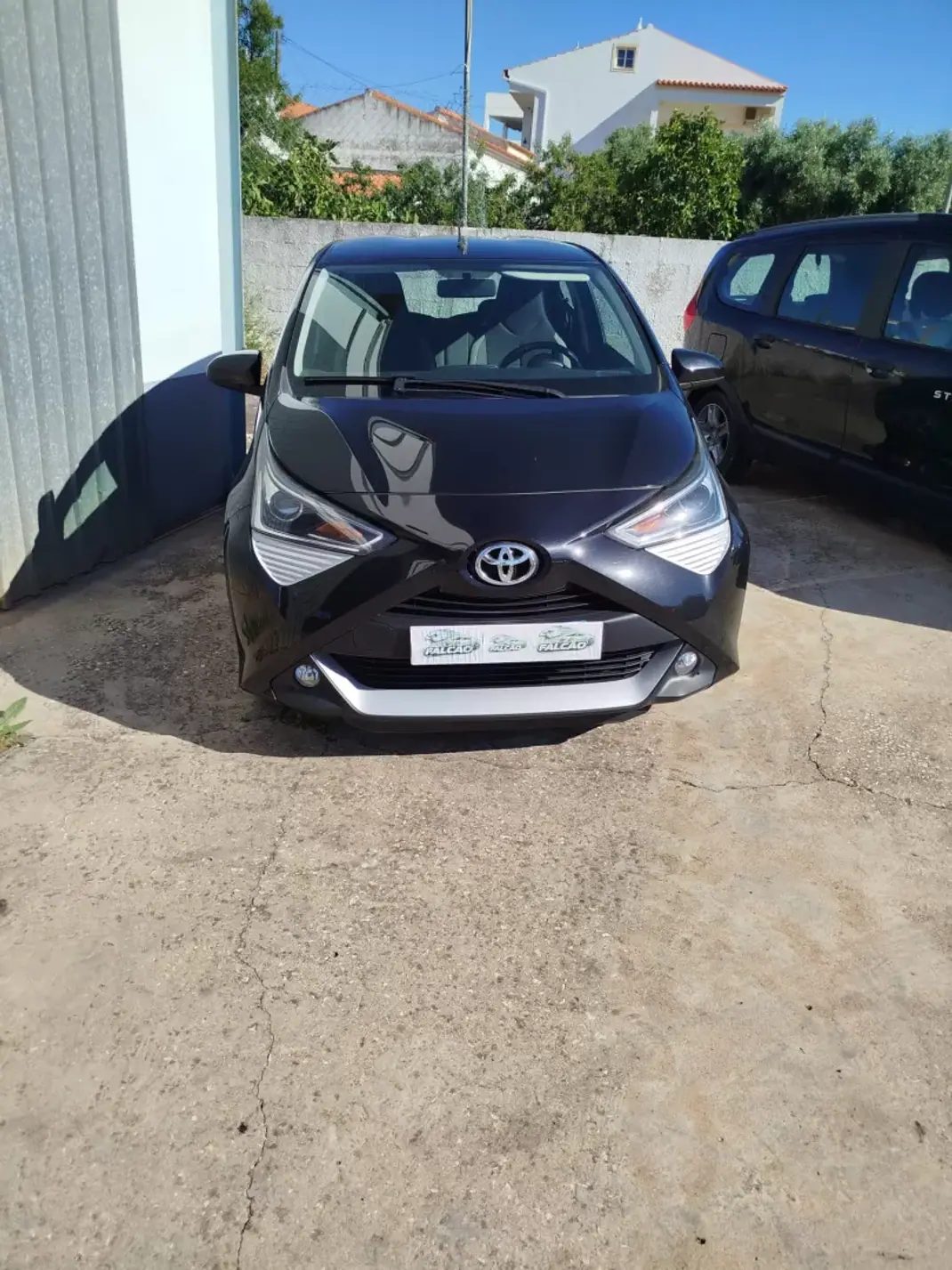 Toyota Aygo 2019 - 12000 EUR, 164890 km - AUTO.MOTO.pt - 164890km - foto 1 de 12