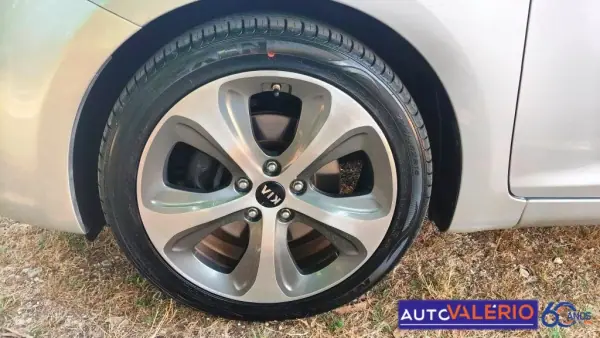 Kia Carens 2016 - 12950 EUR, 131881 km - AUTO.MOTO.pt - 131881km - foto 35 de 35