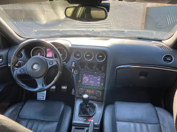 Alfa Romeo 159 Sportwagon 2010 — foto 3 de 11