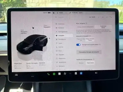 Tesla Model Y 2022 - 39999 EUR, 101000 km - AUTO.MOTO.pt - 101000km - foto 19 de 23