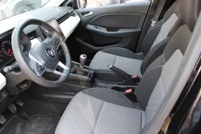 Renault Clio 2023 - 15900 EUR, 41700 km - AUTO.MOTO.pt - 41700km - foto 6 de 21