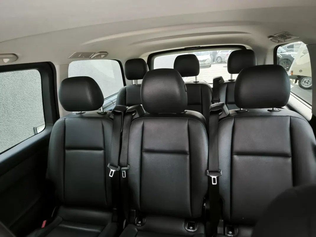 Mercedes-Benz Vito Tourer 2022 - 45950 EUR, 95000 km - AUTO.MOTO.pt - 95000km - foto 7 de 36