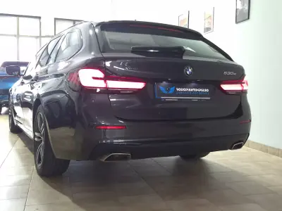 BMW 530e 2021 - 29900 EUR, 130000 km - AUTO.MOTO.pt - 130000km - foto 9 de 34
