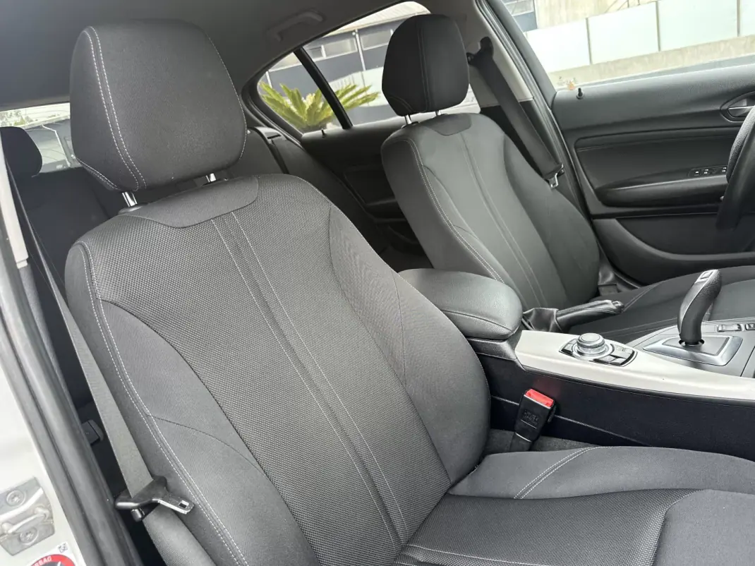 BMW 116 2016 - 17000 EUR, 220000 km - AUTO.MOTO.pt - 220000km - foto 50 de 51