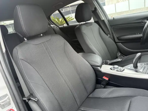BMW 116 2016 - 12900 EUR, 220000 km - AUTO.MOTO.pt - 220000km - foto 50 de 51