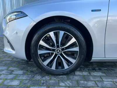 Mercedes-Benz A 250e 2021 - 26950 EUR, 74456 km - AUTO.MOTO.pt - 74456km - foto 4 de 17