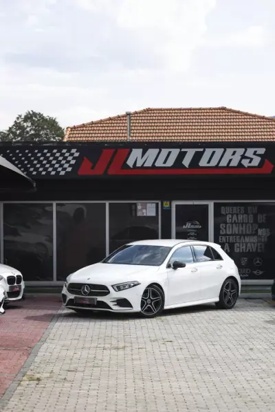 Mercedes-Benz A 180 2019 — foto 2 de 35