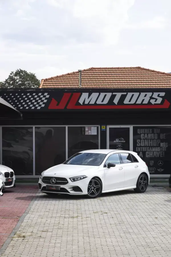 Mercedes-Benz A 180 2019 — foto 2 de 35