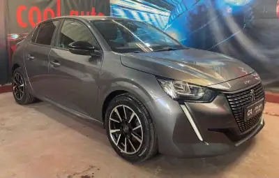 Peugeot 208 2023 - 14900 EUR, 44000 km - AUTO.MOTO.pt - 44000km - foto 8 de 47