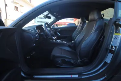 Audi TT Coupé 2016 - 22990 EUR, 184000 km - AUTO.MOTO.pt - 184000km - foto 8 de 24
