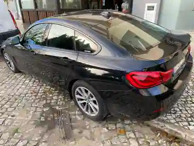 BMW 420 Gran Coupé 2018 - 23500 EUR, 82000 km - AUTO.MOTO.pt - 82000km - foto 3 de 4