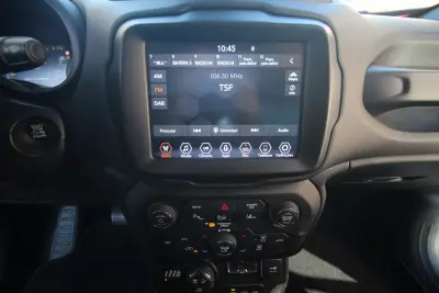 Jeep Renegade 2022 - 18990 EUR, 99500 km - 99500km - foto 40 de 49
