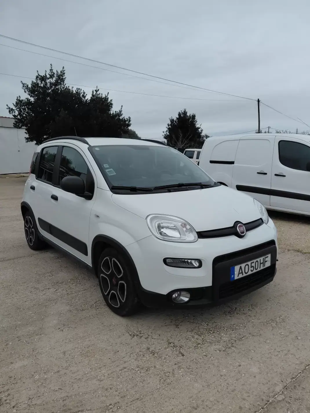 Fiat Panda 2022 - 10900 EUR, 70000 km - AUTO.MOTO.pt - 70000km - foto 2 de 12