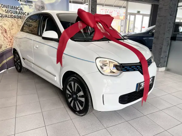 Renault Twingo 2021 - 10800 EUR, 86540 km - AUTO.MOTO.pt - 86540km - foto 2 de 22