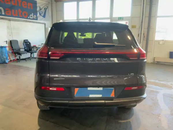 Aiways U5 2022 - 22500 EUR, 31000 km - AUTO.MOTO.pt - 31000km - foto 4 de 9