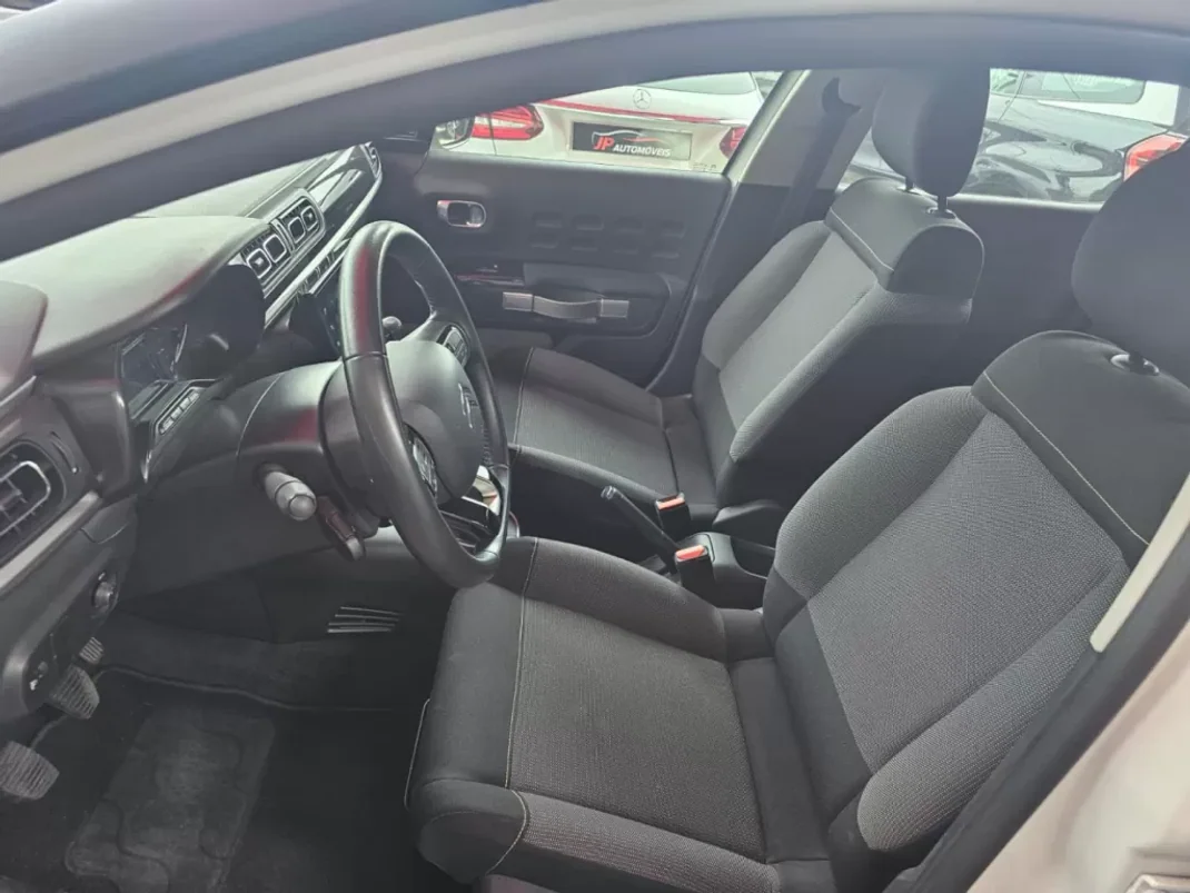 Citroën C3 2021 - 12999 EUR, 35000 km - 35000km - foto 9 de 17