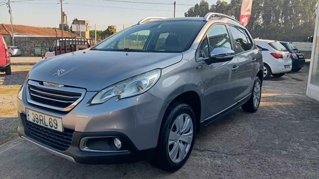 Peugeot 2008 2016 - 9750 EUR, 107573 km - AUTO.MOTO.pt - 107573km - foto 1 de 28