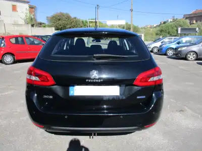 Peugeot 308 SW 2015 - 9900 EUR, 150000 km - AUTO.MOTO.pt - 150000km - foto 7 de 13