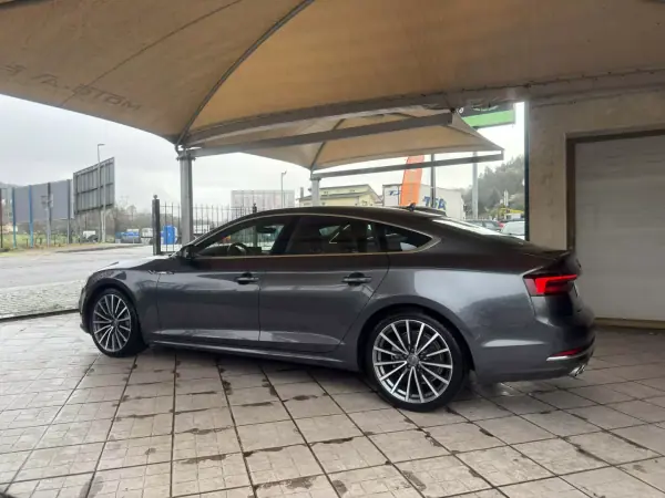 Audi A5 Sportback 2019 - 30750 EUR, 98486 km - AUTO.MOTO.pt - 98486km - foto 5 de 35