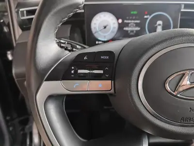 Hyundai Tucson 2023 - 27350 EUR, 19200 km - AUTO.MOTO.pt - 19200km - foto 26 de 40