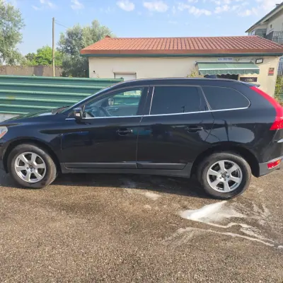 Volvo XC 60 2010 - 9850 EUR, 339235 km - 339235km - foto 3 de 17