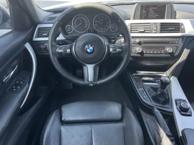 BMW 318 2014 - 15990 EUR, 203500 km - AUTO.MOTO.pt - 203500km - foto 9 de 19