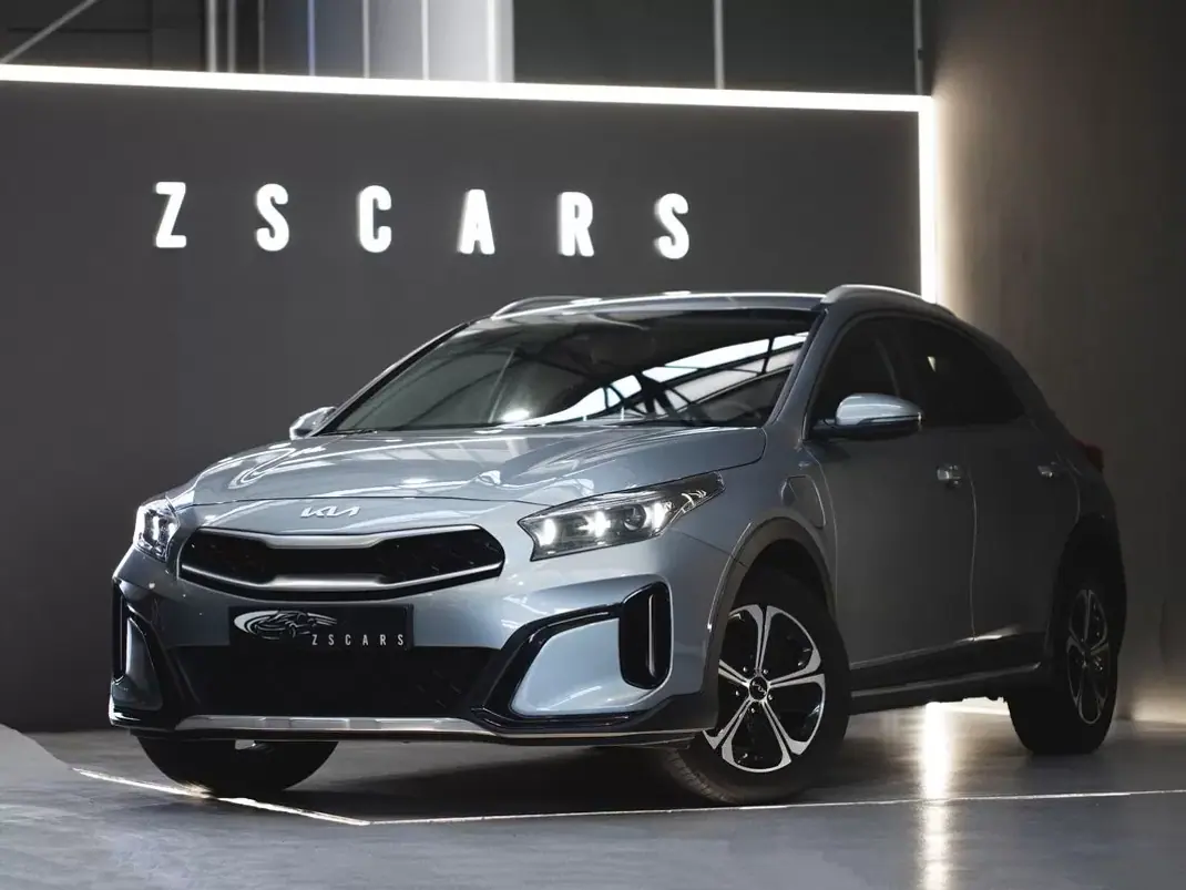 Kia XCeed 2022 - 22990 EUR, 52076 km - AUTO.MOTO.pt - 52076km - foto 2 de 23