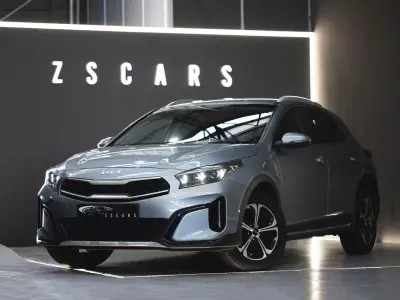 Kia XCeed 2022 - 22990 EUR, 52076 km - AUTO.MOTO.pt - 52076km - foto 2 de 23