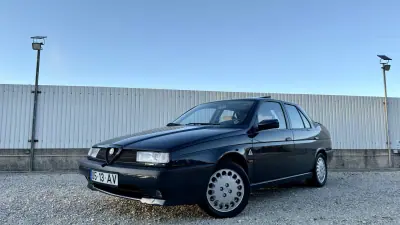 Alfa Romeo 155 1992 - 9999 EUR, 159000 km - AUTO.MOTO.pt - 159000km - foto 4 de 17