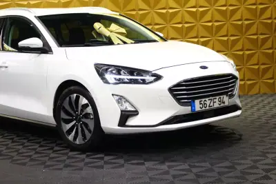 Ford Focus SW 2019 - 13900 EUR, 160000 km - AUTO.MOTO.pt - 160000km - foto 6 de 32