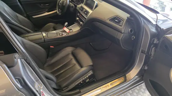 BMW 640 Gran Coupé 2013 - 25900 EUR, 181233 km - AUTO.MOTO.pt - 181233km - foto 53 de 66