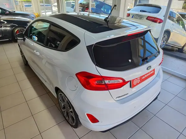 Ford Fiesta 2019 - 12950 EUR, 95000 km - AUTO.MOTO.pt - 95000km - foto 9 de 41