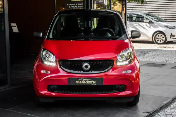 Smart ForTwo Coupé 2019 - 12900 EUR, 70638 km - AUTO.MOTO.pt - 70638km - foto 2 de 28