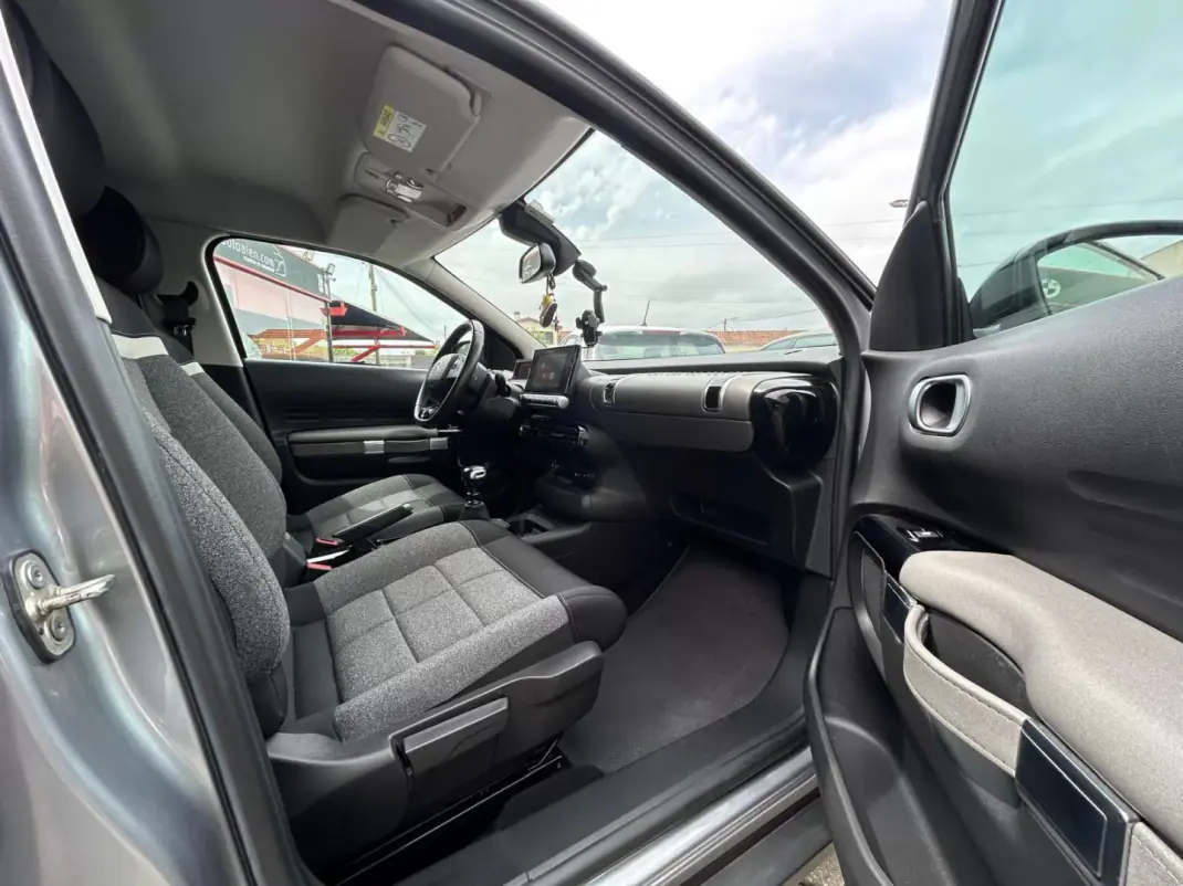 Citroën C4 Cactus 2020 - 14950 EUR, 72854 km - 72854km - foto 18 de 18