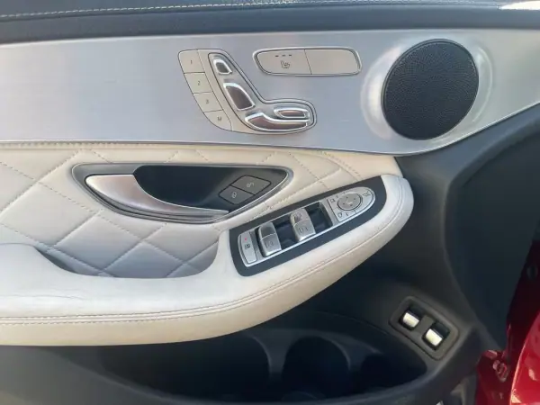 Mercedes-Benz GLC 250 2016 - 26250 EUR, 213757 km - 213757km - foto 27 de 44
