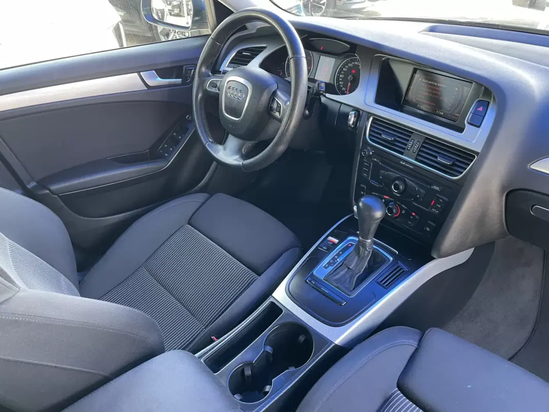 Audi A4 Avant 2008 - 7750 EUR, 311148 km - AUTO.MOTO.pt - 311148km - foto 13 de 30