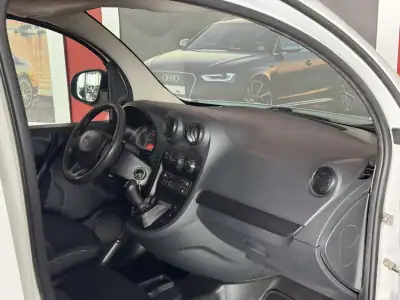 Mercedes-Benz Citan 108 CDI 2019 - 12990 EUR, 217135 km - AUTO.MOTO.pt - 217135km - foto 13 de 16