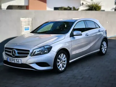 Mercedes-Benz A 160 2014 - 64000km